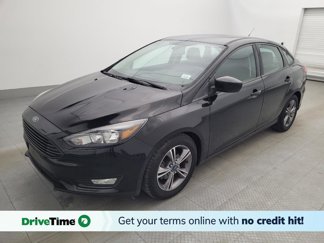 Used 2018 Ford Focus SE w/ SE Appearance Package image 1