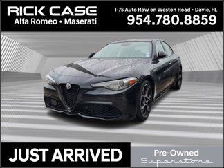 Used 2022 Alfa Romeo Giulia Veloce image 1