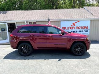 Used 2017 Jeep Grand Cherokee Altitude image 1