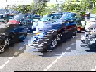 Used 2022 Chevrolet Malibu LT image 1