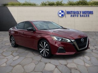 Used 2020 Nissan Altima 2.5 SR w/ Premium Package image 1