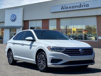 Used 2020 Volkswagen Jetta SE image 1