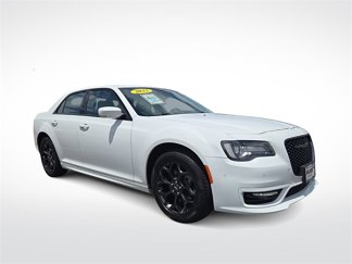 Used 2022 Chrysler 300 Touring L w/ Popular Equipment Group image 1