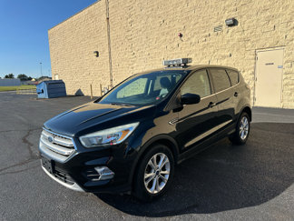 Used 2017 Ford Escape SE image 1