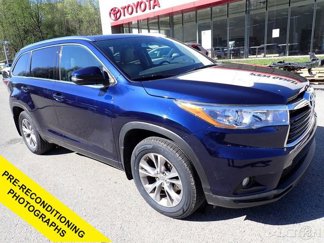 Certified 2015 Toyota Highlander XLE image 1