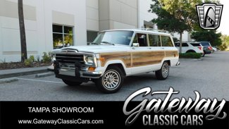 Used 1990 Jeep Grand Wagoneer image 1