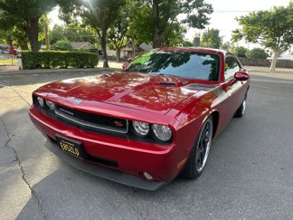Used 2010 Dodge Challenger R/T image 1