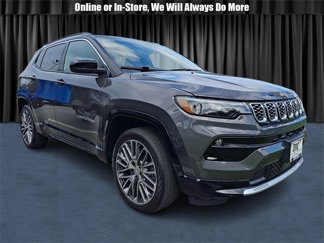 Certified 2024 Jeep Compass Limited w/ Elite Group image 1