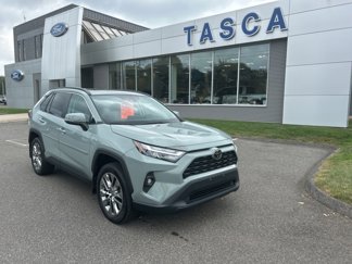Used 2022 Toyota RAV4 XLE Premium image 1