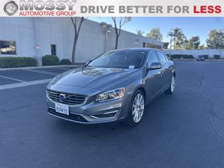 Used 2017 Volvo S60 T5 Inscription Platinum image 1