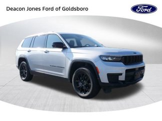 Used 2024 Jeep Grand Cherokee L Laredo image 1