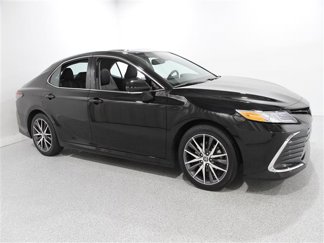 Certified 2022 Toyota Camry XLE image 1