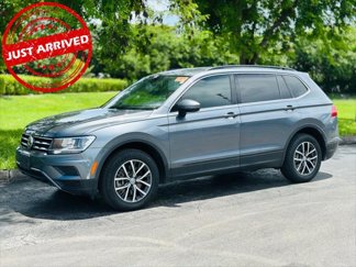 Used 2019 Volkswagen Tiguan SE image 1