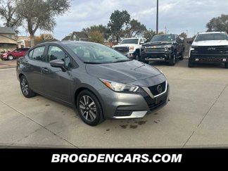 Used 2021 Nissan Versa SV image 1