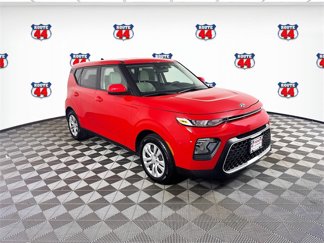 Used 2021 Kia Soul LX image 1