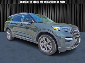 Used 2022 Ford Explorer XLT w/ Equipment Group 202A image 1