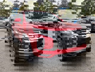 Used 2021 Mitsubishi Outlander Sport ES image 1