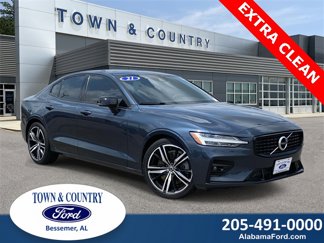 Used 2021 Volvo S60 T6 R-Design image 1