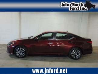 Used 2023 Nissan Altima 2.5 SV image 1