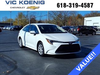 Used 2022 Toyota Corolla LE image 1