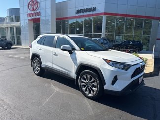 Used 2020 Toyota RAV4 XLE Premium image 1