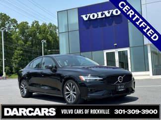 Certified 2022 Volvo S60 B5 Momentum w/ Premium Package image 1