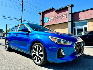 Used 2018 Hyundai Elantra GT image 1