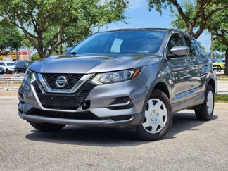 Used 2020 Nissan Rogue Sport S image 1