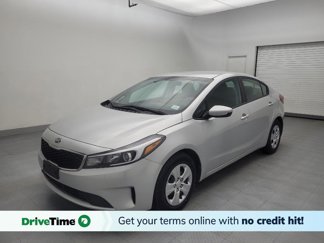 Used 2017 Kia Forte LX image 1