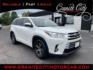 Used 2017 Toyota Highlander Plus image 1