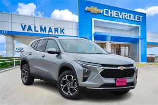 New 2025 Chevrolet Trax LT w/ Driver Confidence Package image 1