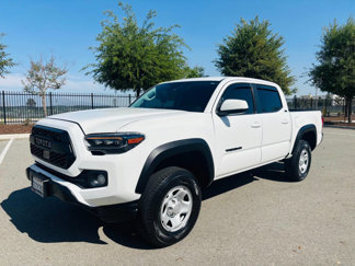 Used 2018 Toyota Tacoma SR5 image 1