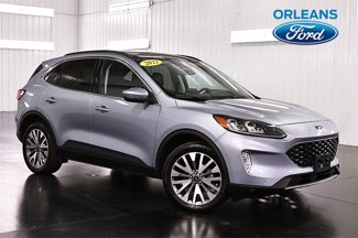 Used 2022 Ford Escape Titanium image 1