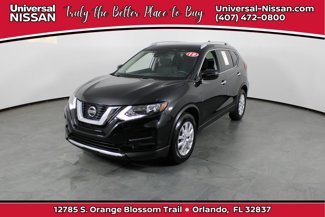 Used 2019 Nissan Rogue SV image 1