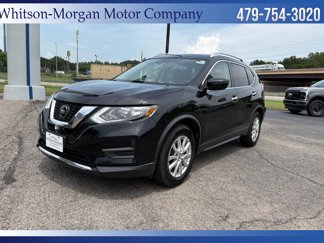 Used 2019 Nissan Rogue SV image 1