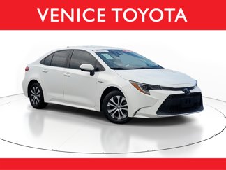 Certified 2021 Toyota Corolla LE image 1