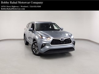 Used 2021 Toyota Highlander XLE image 1