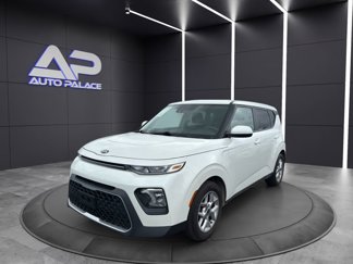 Used 2021 Kia Soul S image 1