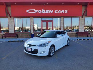 Used 2017 Hyundai Veloster image 1