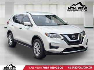 Used 2020 Nissan Rogue S image 1