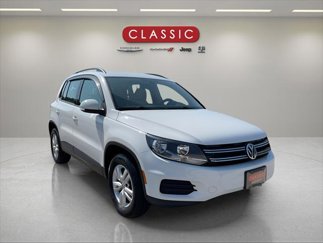 Used 2016 Volkswagen Tiguan S image 1