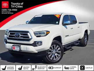 Used 2022 Toyota Tacoma Limited image 1
