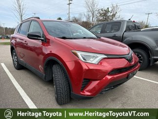 Used 2017 Toyota RAV4 LE image 1