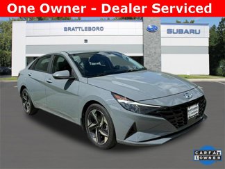Used 2023 Hyundai Elantra SEL w/ Convenience Package image 1