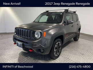 Used 2017 Jeep Renegade Trailhawk video 1