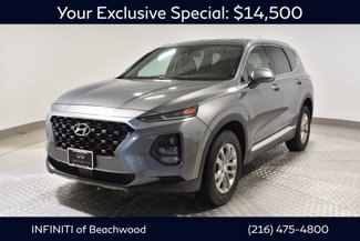 Used 2019 Hyundai Santa Fe SE image 1