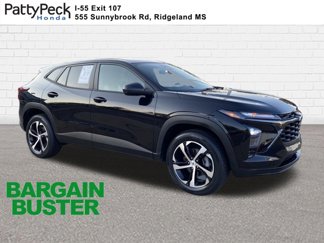 Used 2024 Chevrolet Trax RS w/ Driver Confidence Package image 1