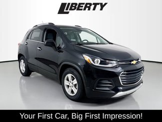Used 2019 Chevrolet Trax LT w/ LT Convenience Package image 1