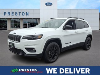 Used 2023 Jeep Cherokee Altitude Lux w/ Lux Elite Package image 1