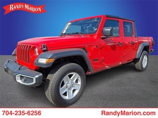 Used 2023 Jeep Gladiator Sport image 1
